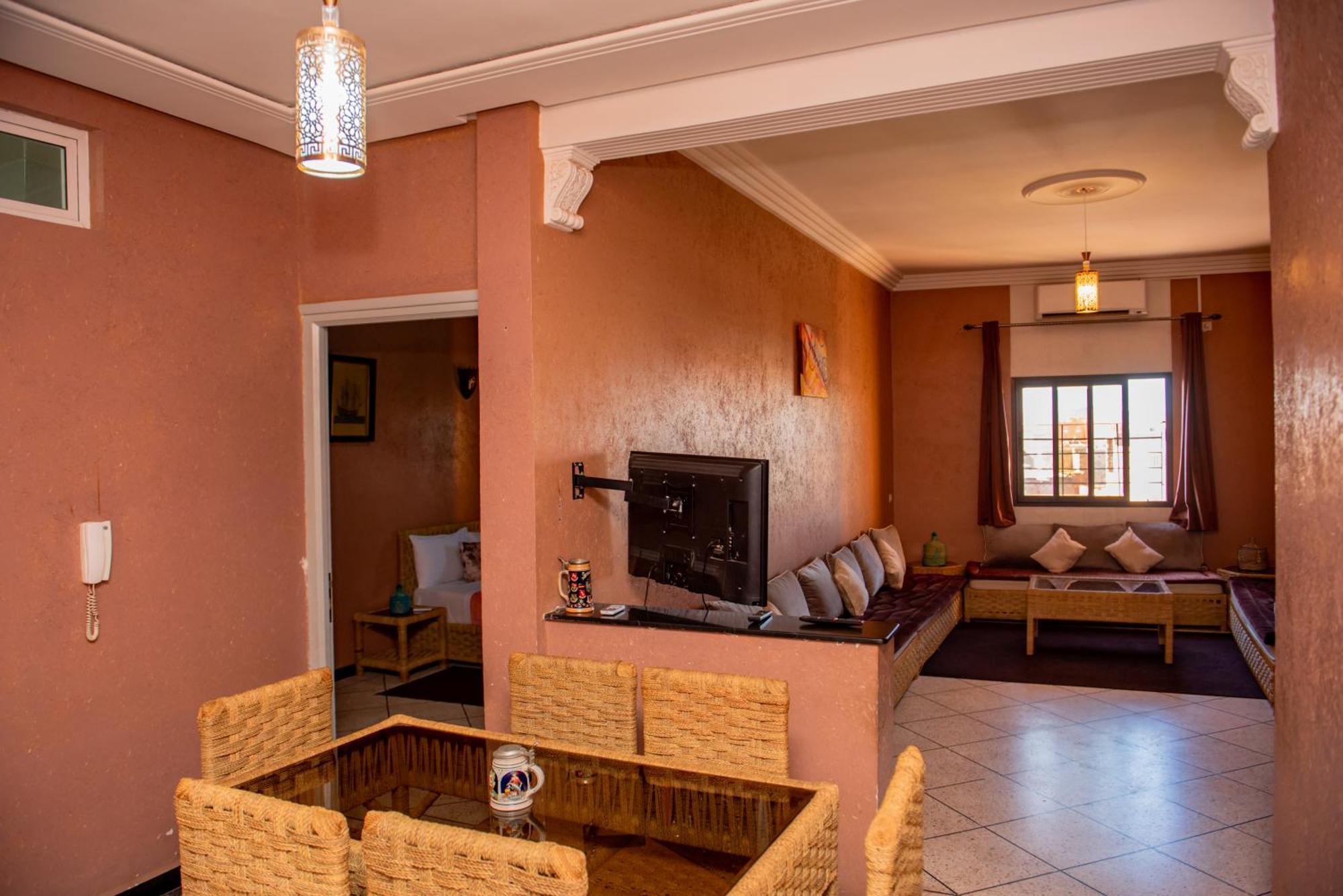 Residence Afgo אוארצאצטה מראה חיצוני תמונה